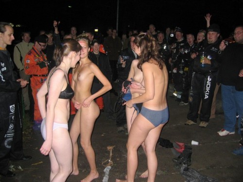 nakedpartytime: groupgirlsnude: letstackeourclothesoff: embarrassedattheirnudity: For more hot a