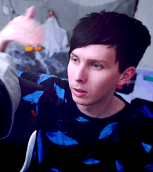 danisontonfyre:what even is personal space?（o ｀▽´ )o [x] [x] [x] [x]