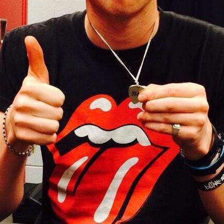 lucas-is-mine: LUKE HEMMINGS + HANDS GET AWAY FROM ME DIRTY TOUGHTS. NOT TODAY SATAN.