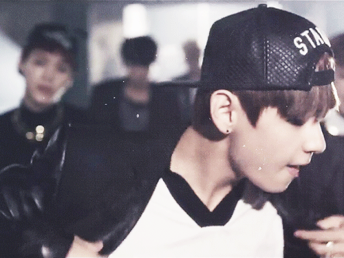 Ok Why I Just See Tae As A Innocent Little Bunny? OK HELP ME CHANGE MY MIND AND RECOMEND ME SOME DOCS