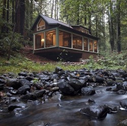 tinyhousemag:  The Creekside Cabin, #SantaRosa,