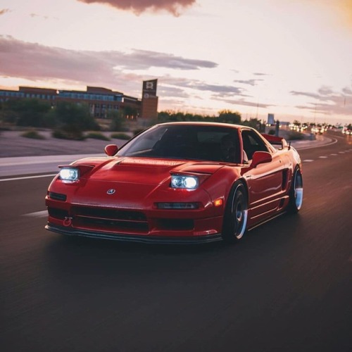 oldjapanesecars - Acura NSX @vqvtecv8 @astral.photo...