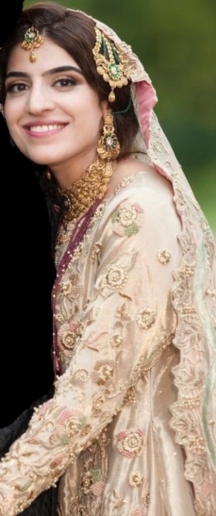 ilovebrownwomen:Pakistani Girl Zaima Choudhry