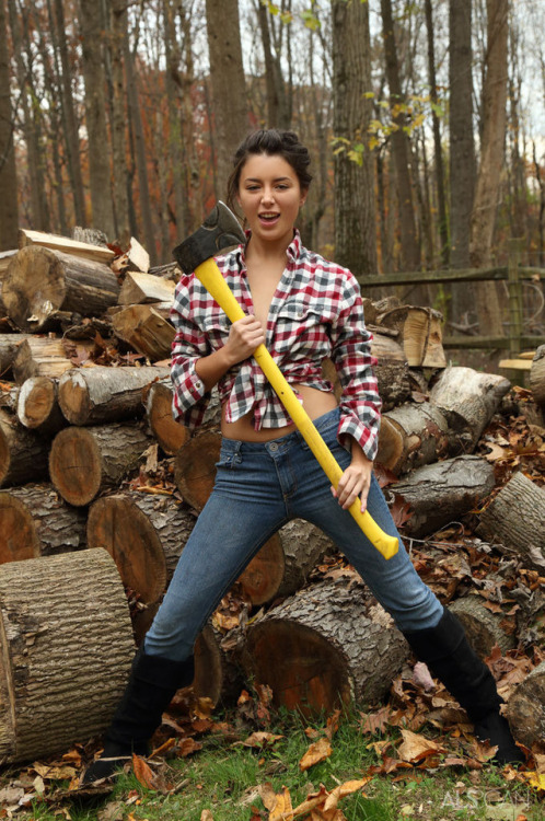onedirtymotheragain: Daisy Haze - Lumberjill Any feminist seeing her: “You are a part of the Rebel A