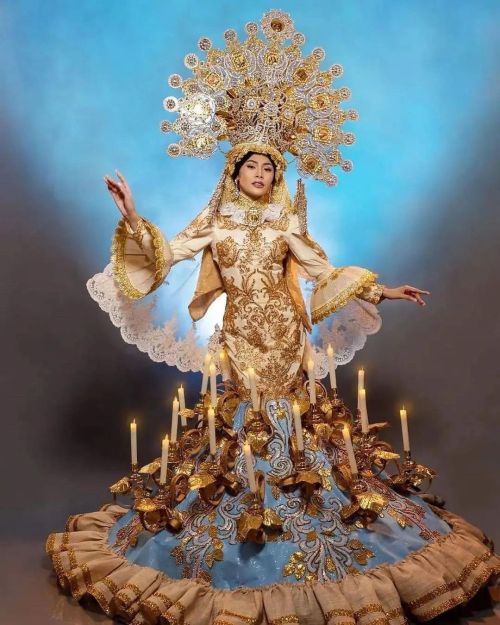 themakeupbrush:Miss Philippines Iloilo City National Costume “ILOY CANDELARIA&qu