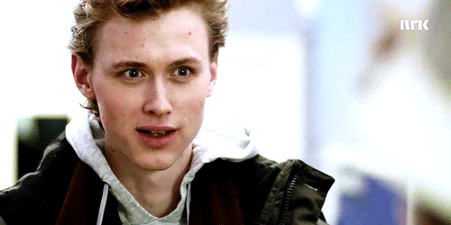 sanaknows:agronolfer:You’re the one who threw us out because of this hottie.#just take your time for