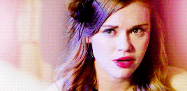 captainheroism:I can’t just turn this on. I’m not like you guys. I don’t have claws, or glowing eyes