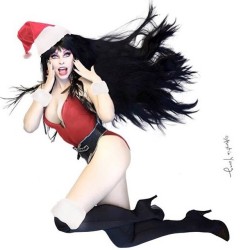 donatostyle:  Ho Ho Ho! #Elvira @MistressIfTheDark