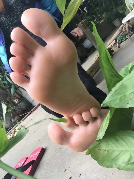 dlovesfeet:  