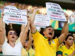 eumenti:  Manifestações em Fortaleza. 