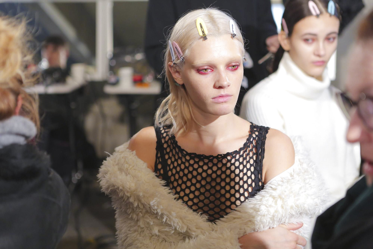 leila-gold-kuhl:  Givenchy Menswear fw16/HC Paris Backstage 