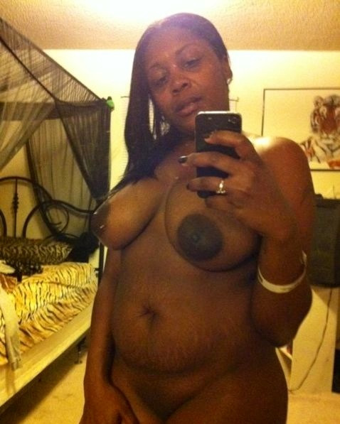 ebonymilfs.tumblr.com/post/45463333239/