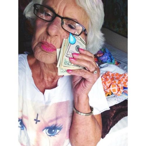 these-times-shall-pass:  itsgrannywinkle:  wiping the tears away  click to follow this hipster granny, you won’t regret it