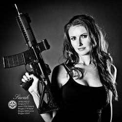 girlandguns:  Girl With Gun  follow me at : http://girlandguns.tumblr.com/