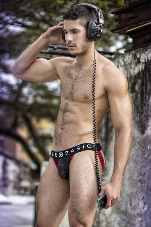 hotmalemodel:  Follow Hot Male Model for more hot guys!