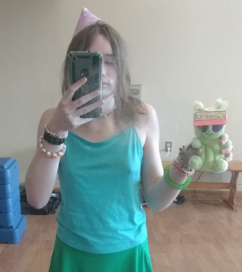 Haii Its Me Poob!! (Also Face Reveal!)