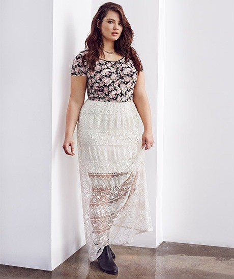 curveappeal:  Tara Lynn for Forever 21 38 inch bust, 34 inch waist, 46 inch hipsvia Forever 21 Summer of Love lookbook