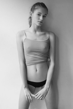 just-gorgeous-girls:  Just gorgeous!tumblr batch upload bloadr.com (FB)