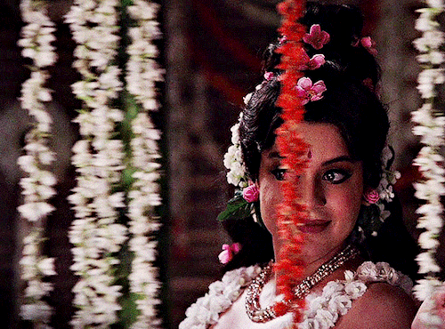 KANGANA RANAUT as J. Jayalalithaa in Thalaivii (2021) dir. A.L. Vijay - If you reckon me a mother, y