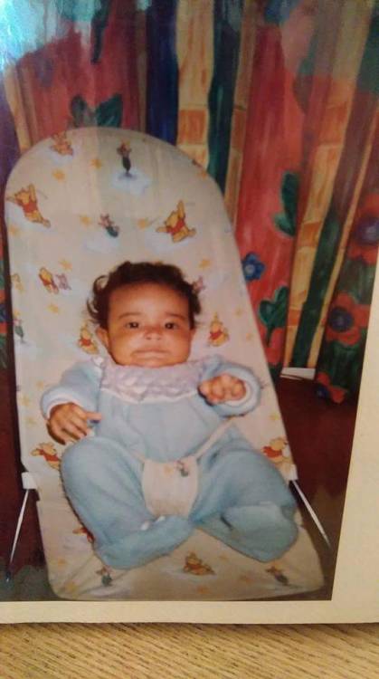 So my mum thought “hm, it’s my sons 18th today, so I’ll post some baby pictures on his wall.” 😂 happy escaped from the womb day to anyone who shares this day with me!