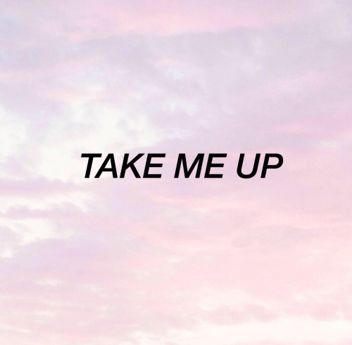 the1975lookssocool:  yeah so far, it’s alright, alright baby x 