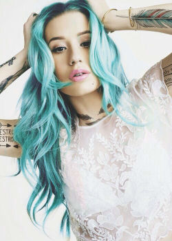 hullusekopaa:  punk iggy on We Heart It - http://weheartit.com/entry/122869472