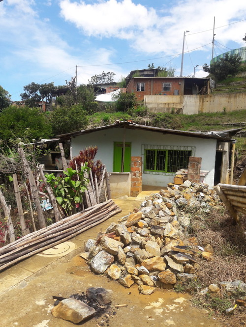 A beautiful day in La Sierra Medellin community