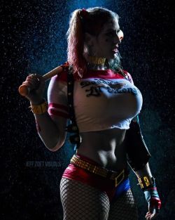 dna404: neverendinglust:  musculargoddesses: Alyssa Loughran Jesus fucking Christ!  Is there such a thing as a bad Harley cosplay? 