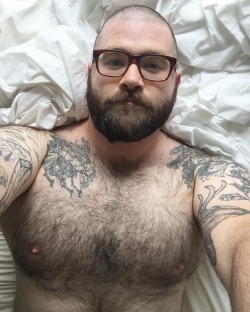 HAIRY, UNCUT, PUMMER