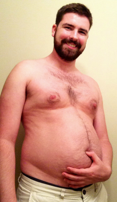 hunky-to-chunky:  perfcub:  It’s been a long time since I’ve felt good about my body  Definitely radiating with joy and confidence 