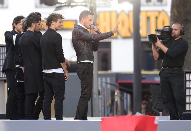 direct-news:  (more) The boys being interviewed at This Is Us premiere. 