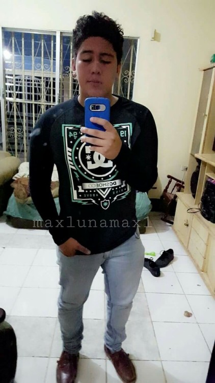 alanjr1994:  maxlunamax1:  Desde Managua, Nicaragua.  Asi es como me encantan