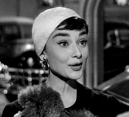 Small Life Lessons We Can All Pick Up From Audrey Hepburn ♡