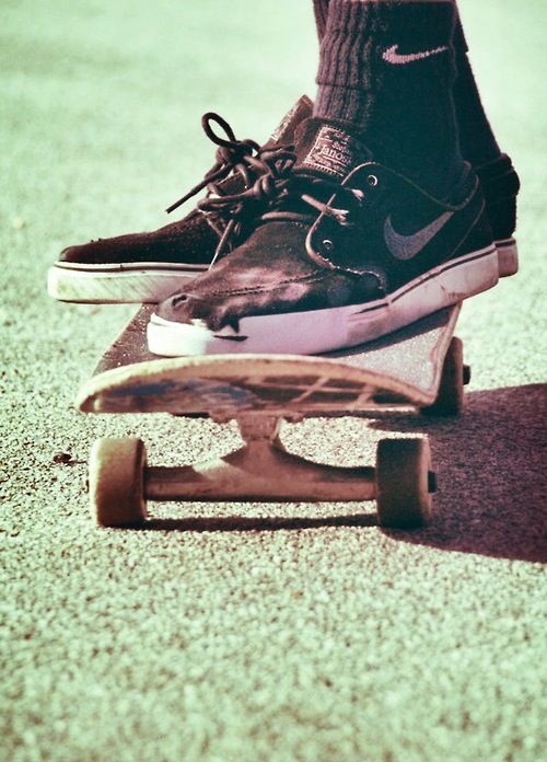 tkowatches:  #sneakertuesday (this goes out to the skaters!)  life