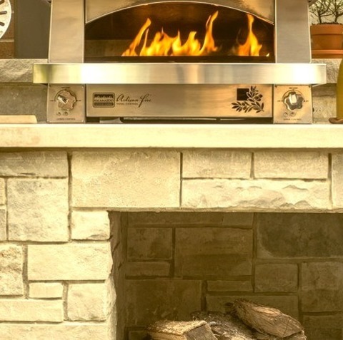 Chicago Outdoor KitchenPatio Kitchen - Small Traditional Backyard Brick Patio Kitchen Idea