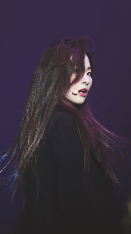 RED VELVET SEULGI (RED ROOM CONCERT) LOCKSCREENs.[ Please reblog and / or like if you use them and f