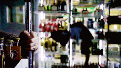  Shameless » But at Last Came a Knock (1x9) 