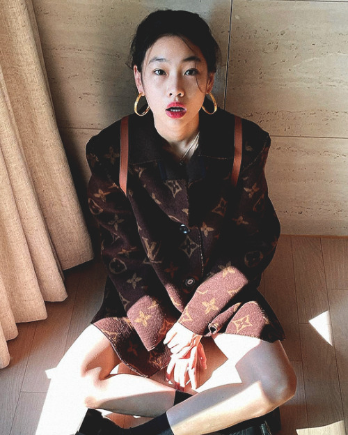 akiema:Jung Ho Yeon for Louis Vuitton ♡ porn pictures