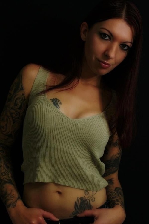 Tattoo'd ladies&metal