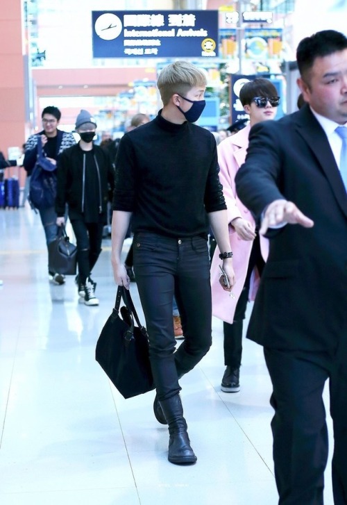 BTS - Airport Fashion  Follow VF for more K-Style