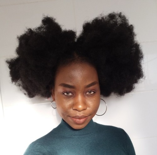 vimbia:  Just another standard set of selfies from your local immigrant bruv. 