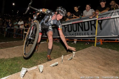 cyclocrosshotties:  And this is why Zach McDonald will always be the coolest. Zach McDonald at Cross