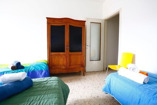 BEDROOM Welcome to our new Guest House Rho Fiera Milano this house is Modern colorful and spacious a