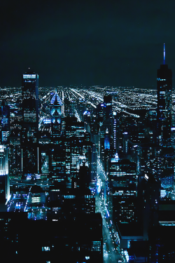luxuryera:  Chicago as Gotham | Photographer