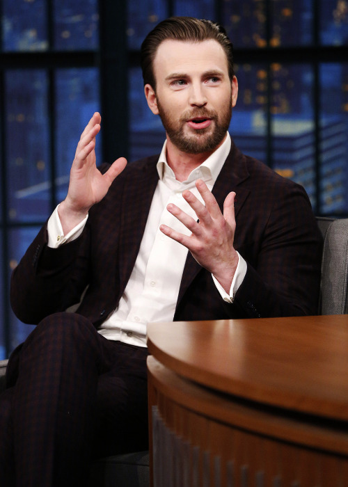 chrisevanslive:CHRIS EVANS at Late Night with Seth Meyers, 2017.