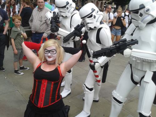 envoy-of-ghosts:Manchester MCM part 2 ~Let me know if you’re in any of these ^^Harley Quinn - me