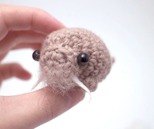 culturenlifestyle: Adorable Miniature Crochet AnimalsMohustore composes adorable fuzzy and wooly han