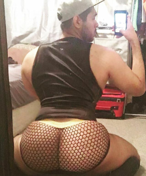 asskingz:  Ass of the week!