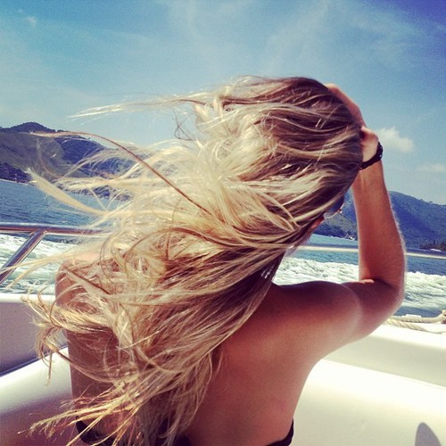 youneverreallystoplovingsomeone:  JuliαLαndin on We Heart It. http://weheartit.com/entry/53305420/via/juliaalandin