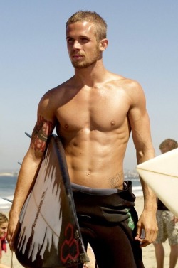 dreamjoe:Cam Gigandet 😍